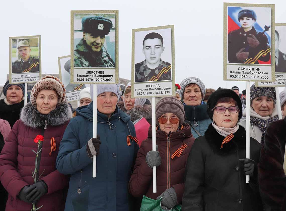 31 год спустя. Магнитогорск почтил память погибших воинов в годовщину вывода советских войск из Афганистана