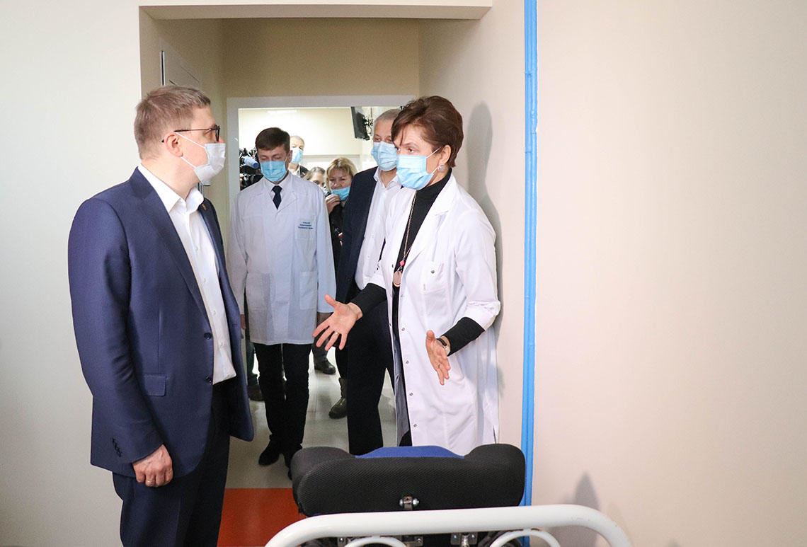 В центре внимания – Центр медицины. Губернатор осмотрел детскую больницу Магнитогорска и пообщался с врачами