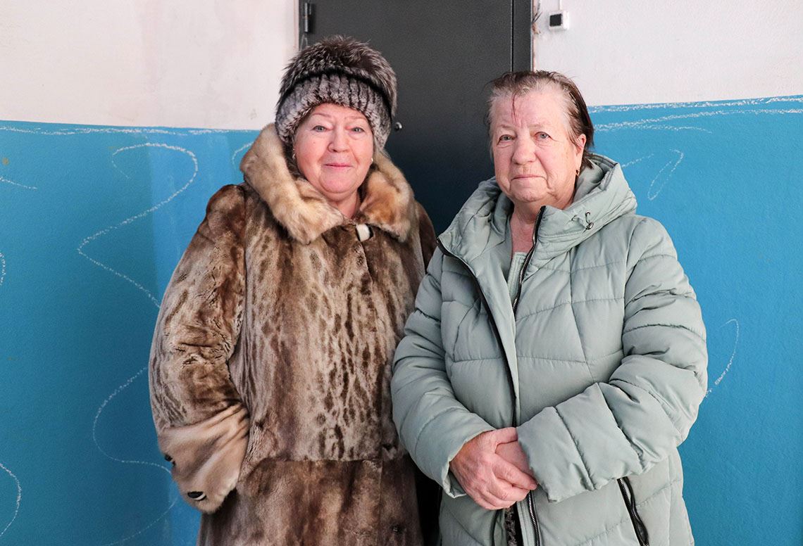 Без крыши над головой. В Магнитогорске жильцам многоквартирного дома два месяца не могут восстановить кровлю