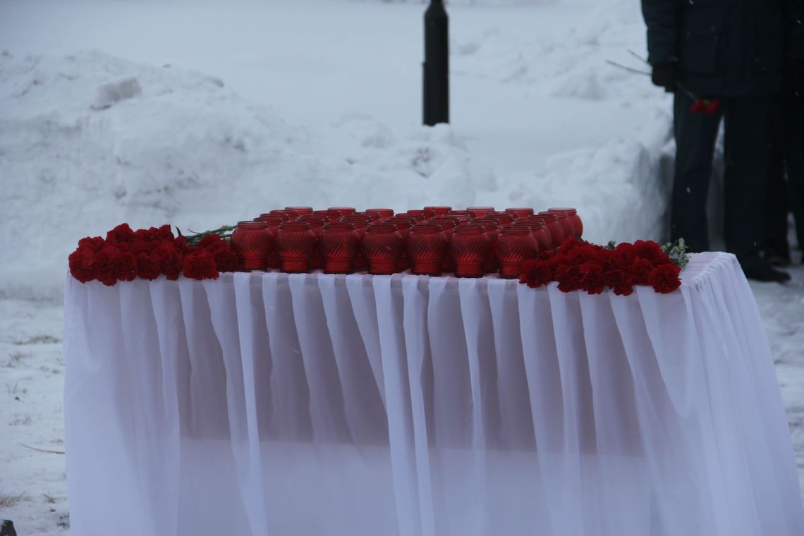 Минуло три года. В Магнитогорске почтили память погибших при обрушении дома по Карла Маркса, 164