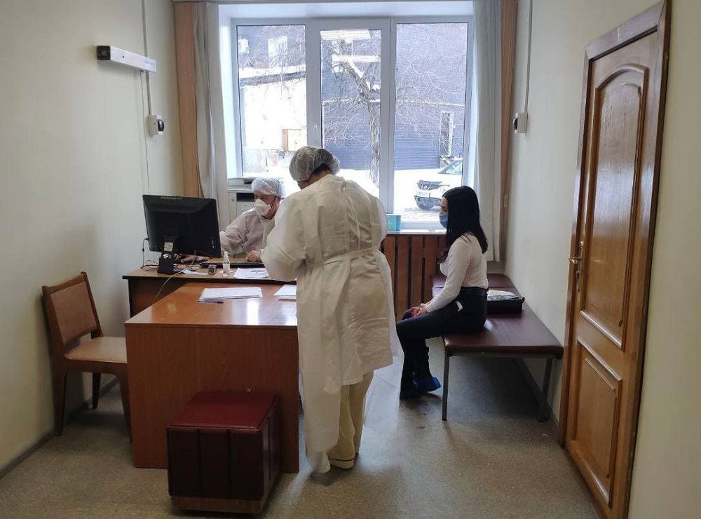 До 700 пациентов в день. Первая в регионе поликлиника для пациентов с COVID‑19 открылась в Челябинске