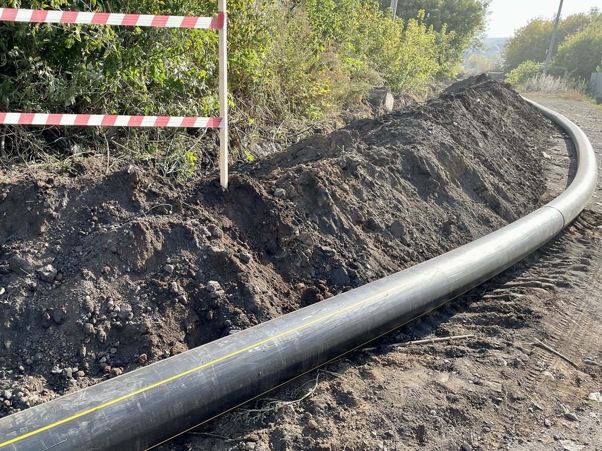 Газ придет. В поселке Ново-Туково прокладывают трубы газопровода