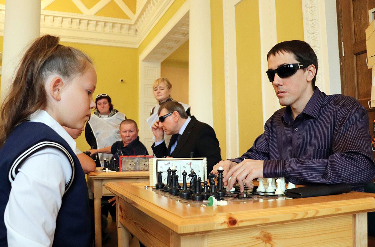 За честь шахматной короны. Первенство по быстрым шахматам проходит в Магнитогорске
