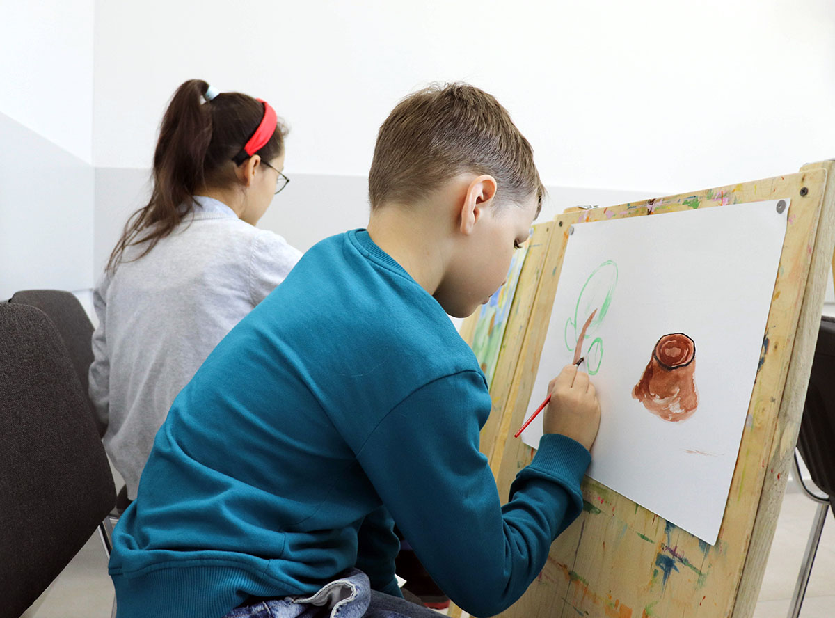 Родина глазами ребёнка. Необычный творческий конкурс детского рисунка прошел в Магнитогорске