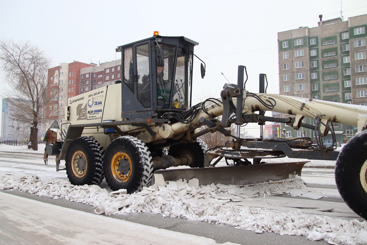 Экстремальное количество осадков обрушилось на Магнитогорск. Дорожники вывозят снег на специальные полигоны