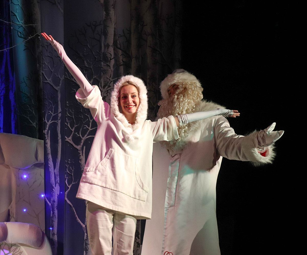 Быть в душе снежинкой. Театр "Буратино" представит новогоднюю сказку про проделки Бабы Яги и Лешего