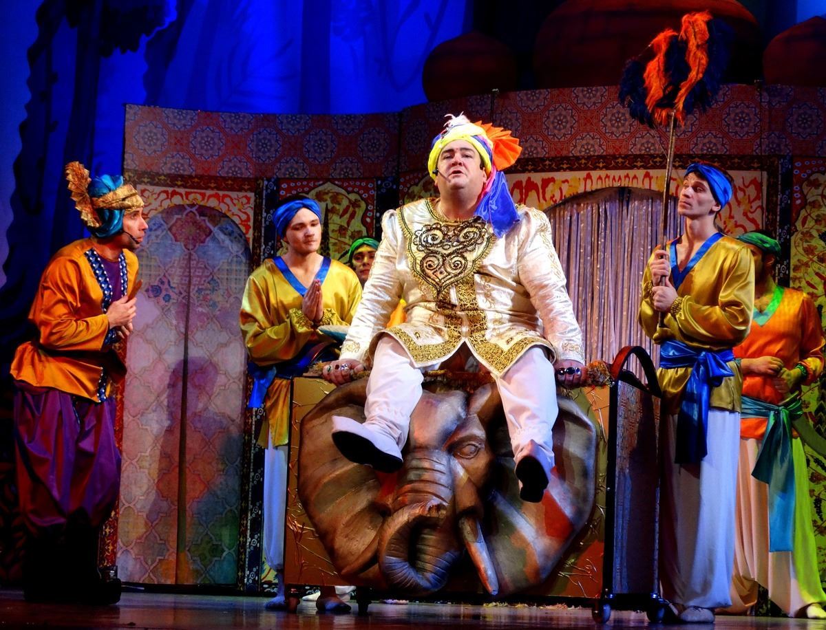 Спектакль Магнитогорского театра оперы заблистает на сцене Московского Губернского театра
