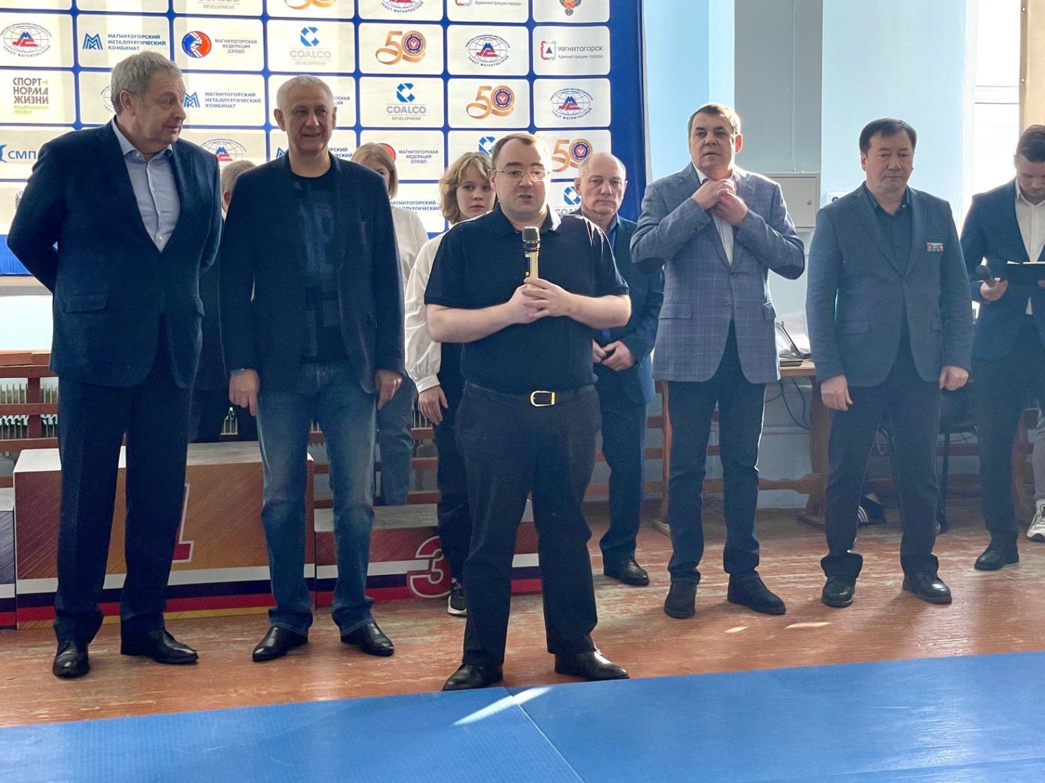 Почти 400 юных спортсменов из разных городов собрались в Магнитогорске на турнир по дзюдо