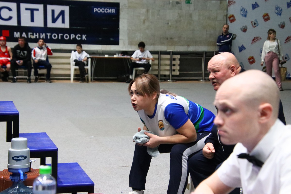 В Магнитогорске стартовали Всероссийские соревнования по боксу среди юношей 13-14 лет