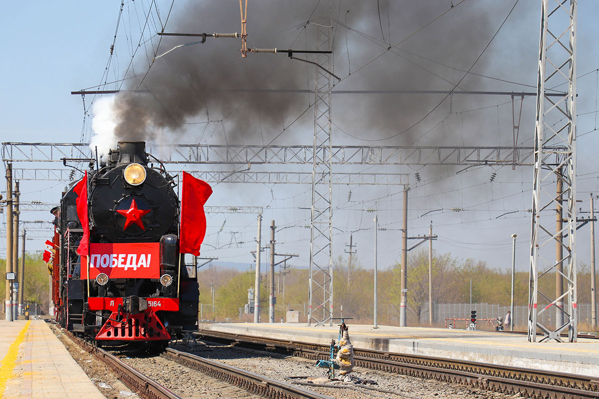 Машина времени на паровой тяге. «Поезд Победы» торжественно встретили в Магнитогорске