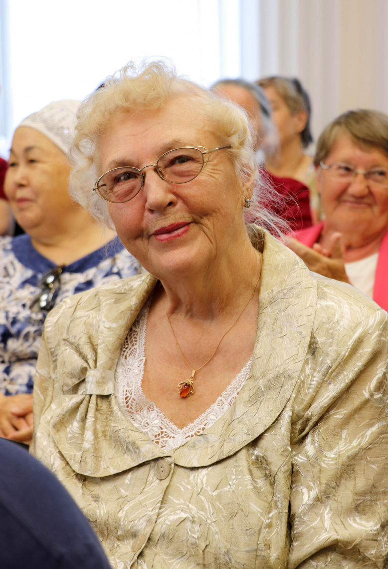 Пенсионная среда. Центр общения старшего поколения открыли в Магнитогорске