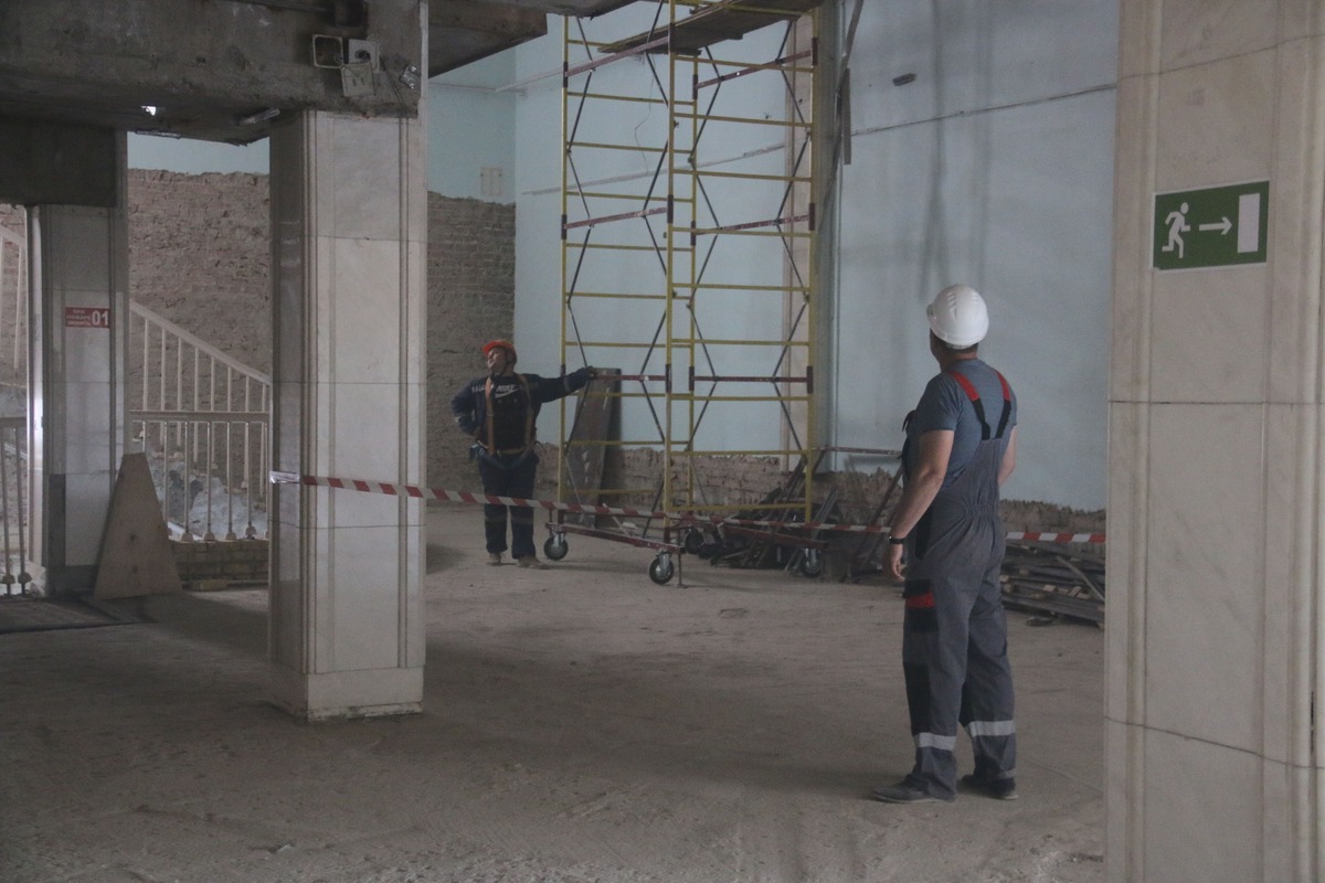 С опережением графика. В Магнитогорске полным ходом идет капитальный ремонт театра «Буратино»