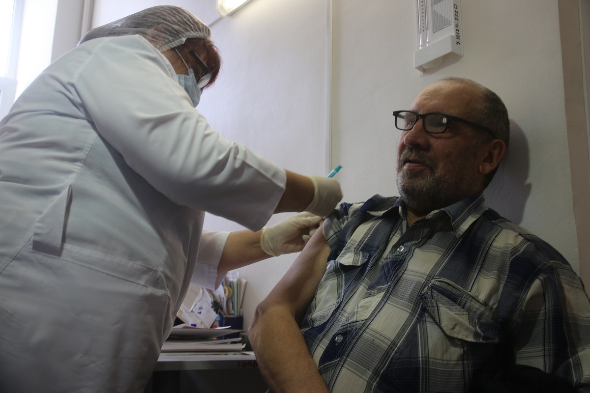 Всплеск заболеваемости гриппом ждут в Магнитогорске в конце ноября. Жителей призывают сделать прививку