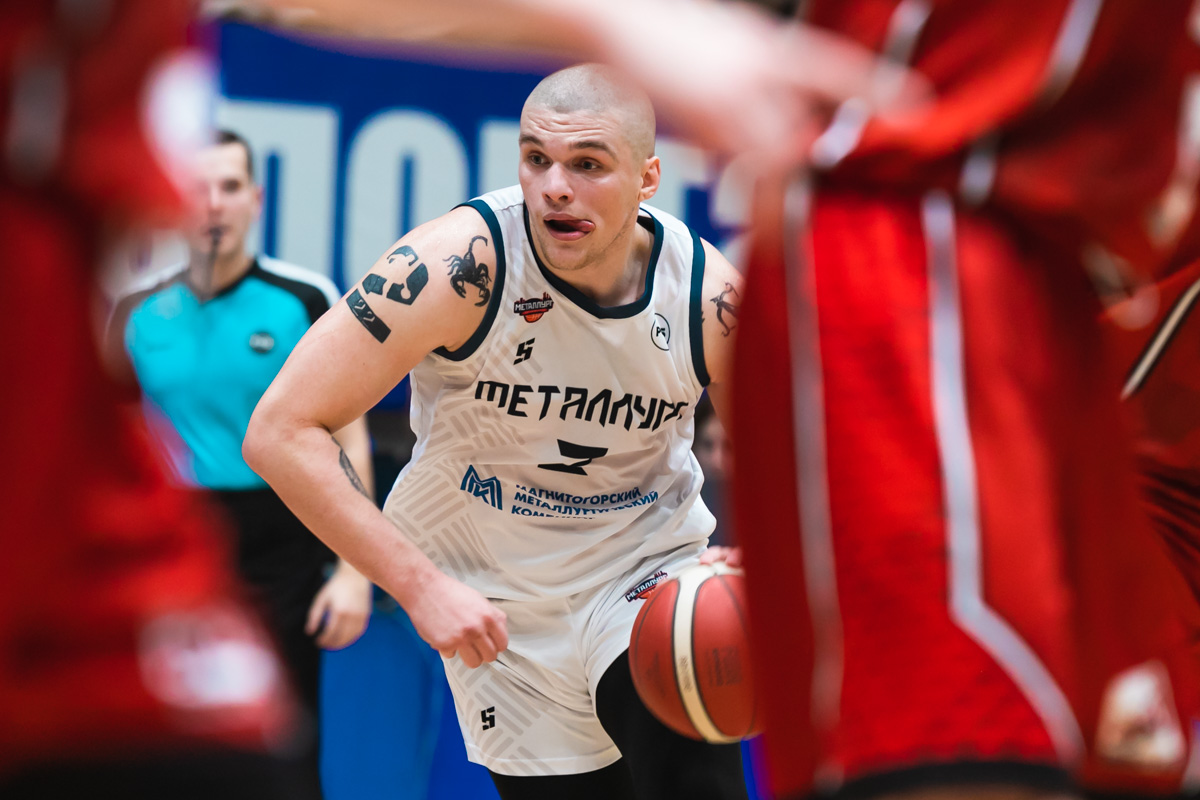 Продлили победную серию: баскетбольный «Металлург» дважды обыграл дома «Чебоксарских ястребов»
