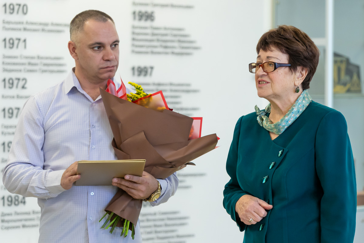 В Магнитогорске медалью "За отвагу" наградили рядового Геннадия АКСЕНОВА